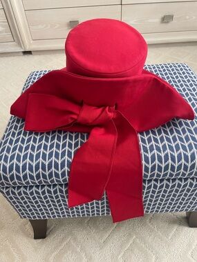 Brand new Miu Miu Bright Red Structured Sun Hat with Back Bow Detail